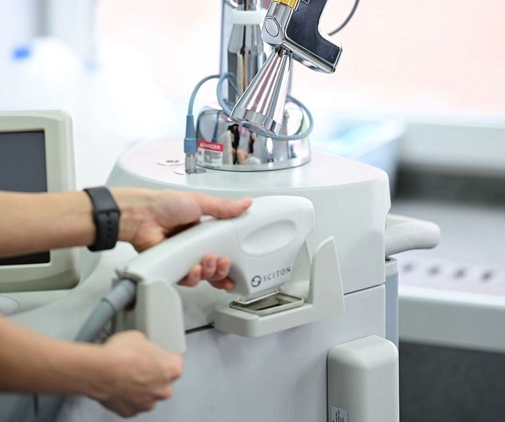 SMAS-лифтинг: что это за процедура — хирургическое омоложение или косметология?